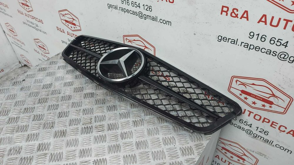 Grelha Frontal Mercedes Class C W204 AMG Original