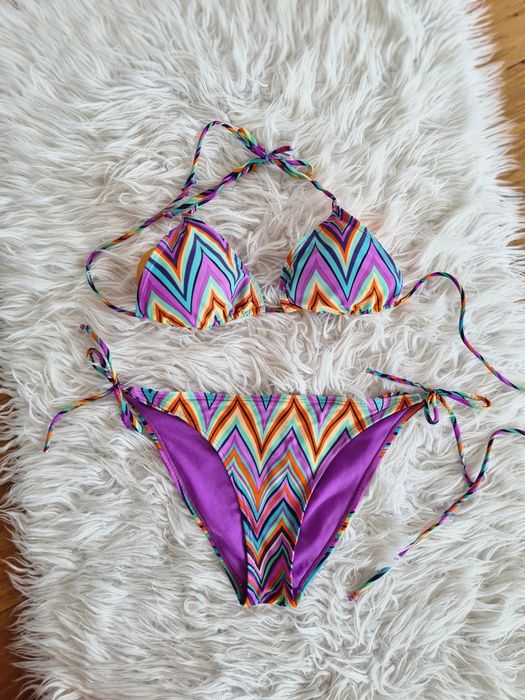 L 40 strój kąpielowy kostium dwuczęściowy bikini

Pachy 42-46

Pas 40-