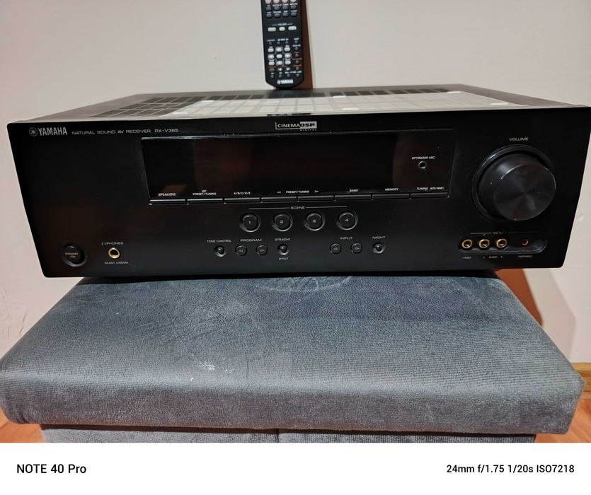 Amplituner Yamaha RX-V365-Pilot-Wysyłka