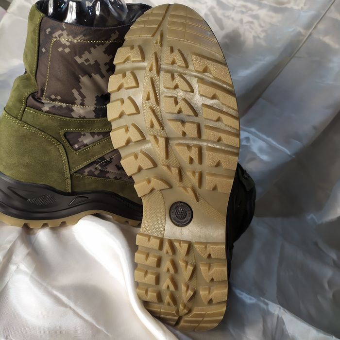 Берці термоси 28.5 44 розмір.