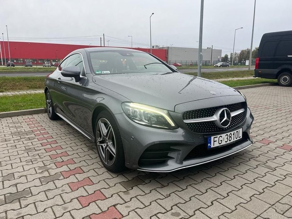 Mercedes-Benz Klasa C Mercedes C 200 Coupe Hybryda 4Matic AMG
