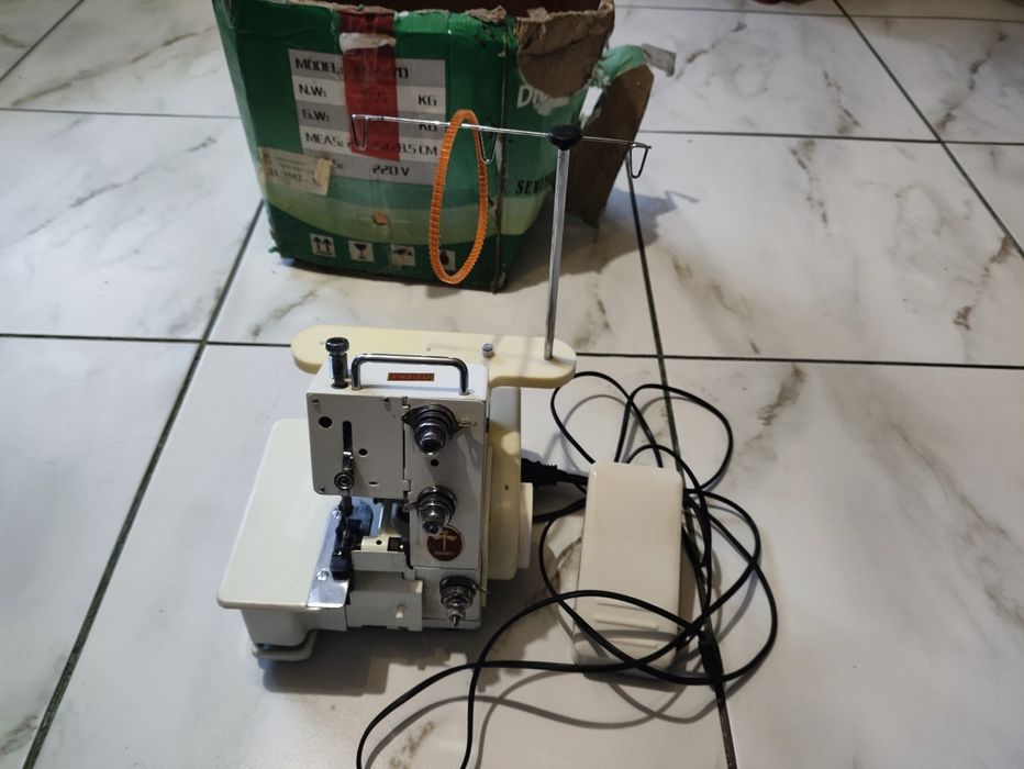 Оверлок Dragonfly fn2-7d без торгу.