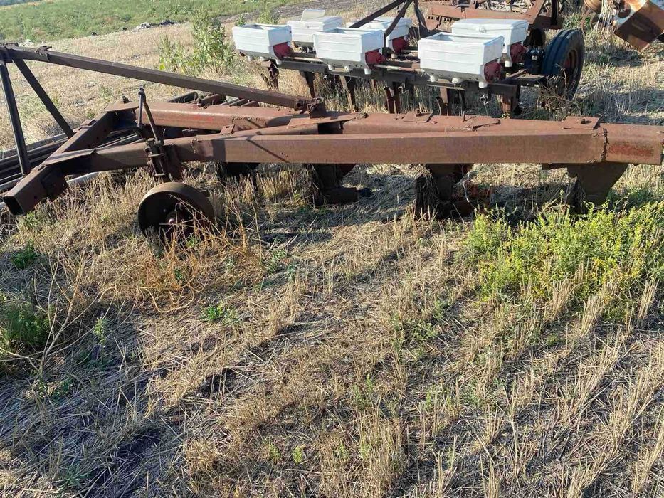 Продам плуги, плн 5.35 и 6.35