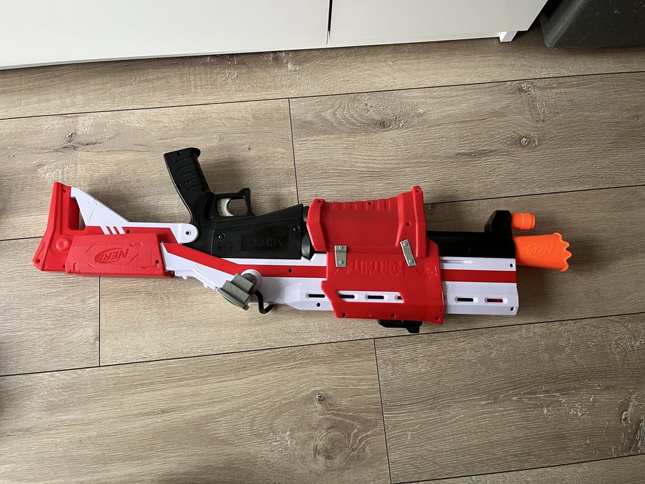 Nerf X fortnite