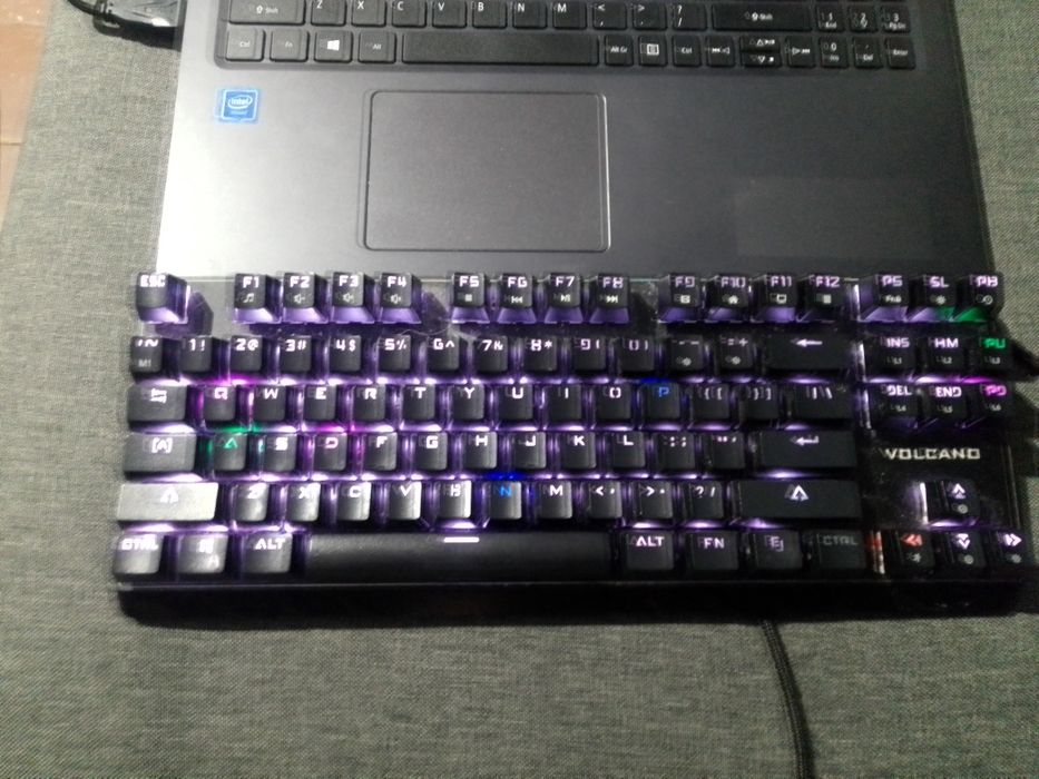 Klawiatura mechaniczna Volcano