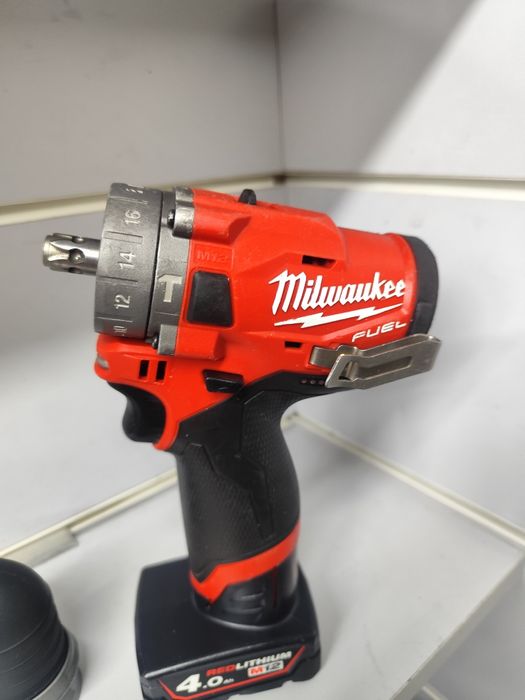 Milwaukee M12 FPDX безщітковий акумуляторний шуруповерт Мілвоке оригін