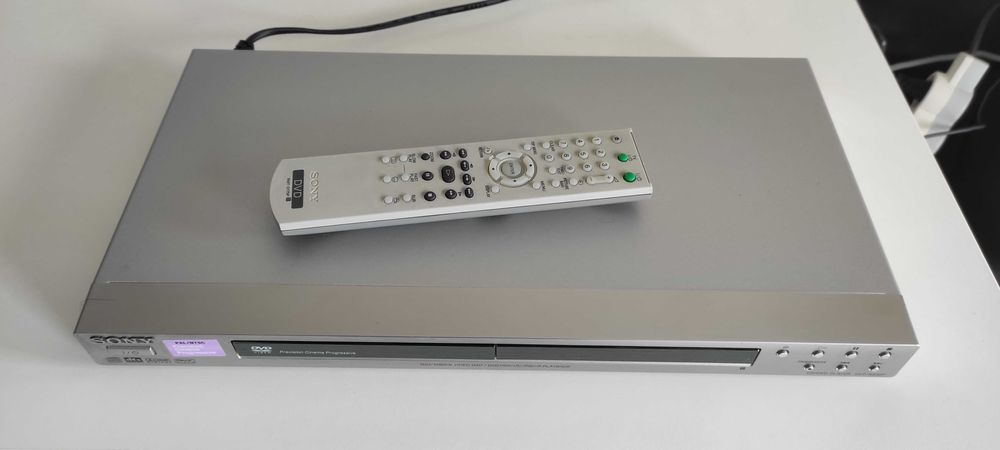 DVD, Sony c/ comando