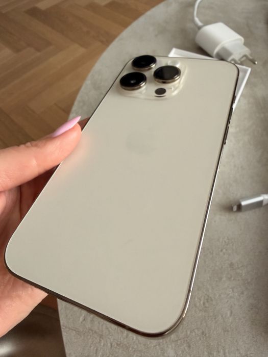 Iphone 14 pro - super stan