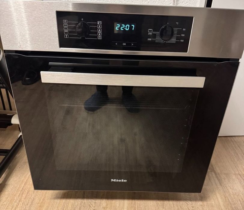 Запчастини до духової шафи пароварки Miele DG DGC 1450 2651 4080 5080