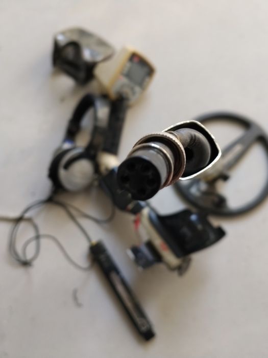 Металошукач Minelab Explorer II