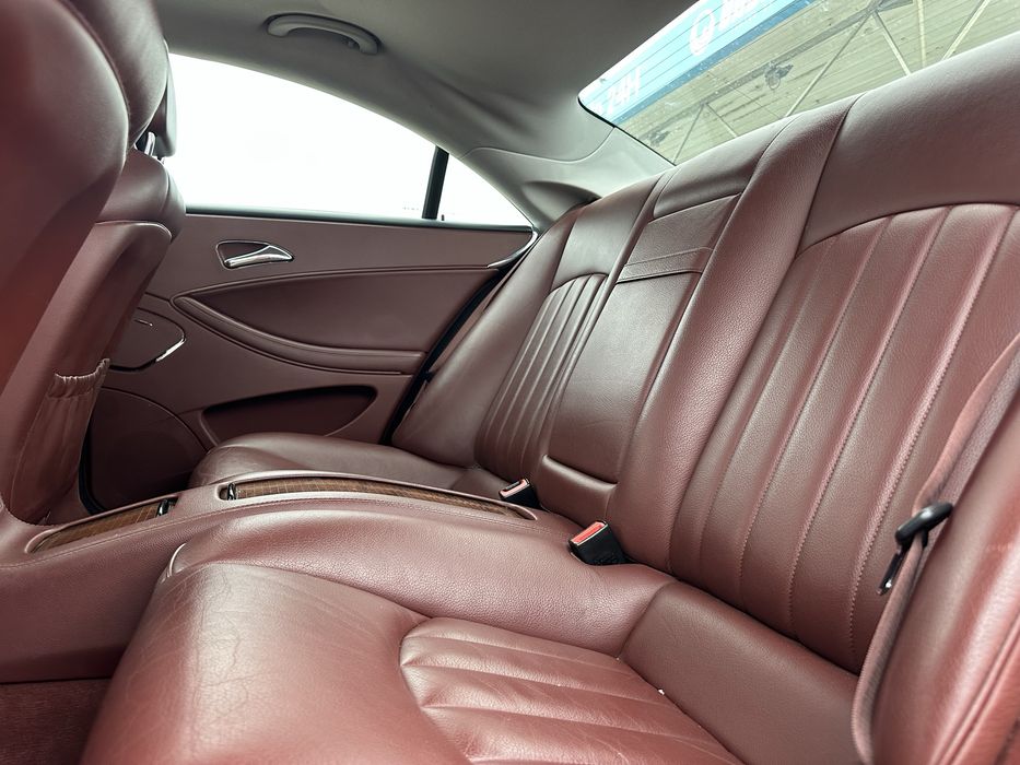 Mercedes-Benz CLS320 CDI Aceito Retoma