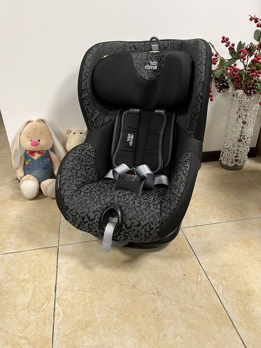 Автокрісло Britax Römer TRIFIX2 i-SIZE Група 1 (9-18 кг)