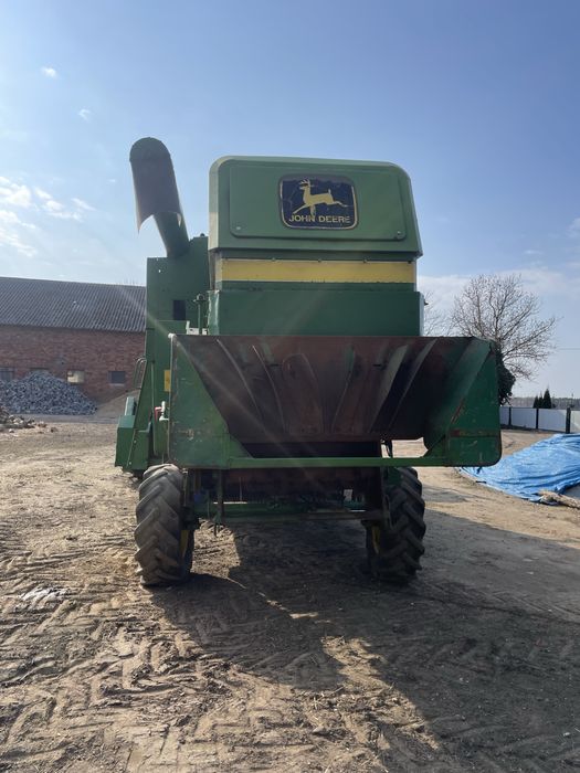 John Deere 1052 | 1987 r. |