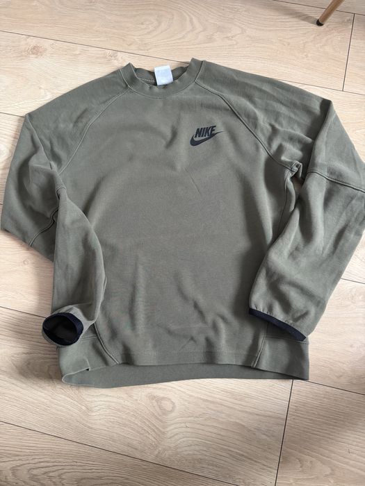 Bluza NIKE TECH ESSENTIALS CREW rozm S khaki/oliw