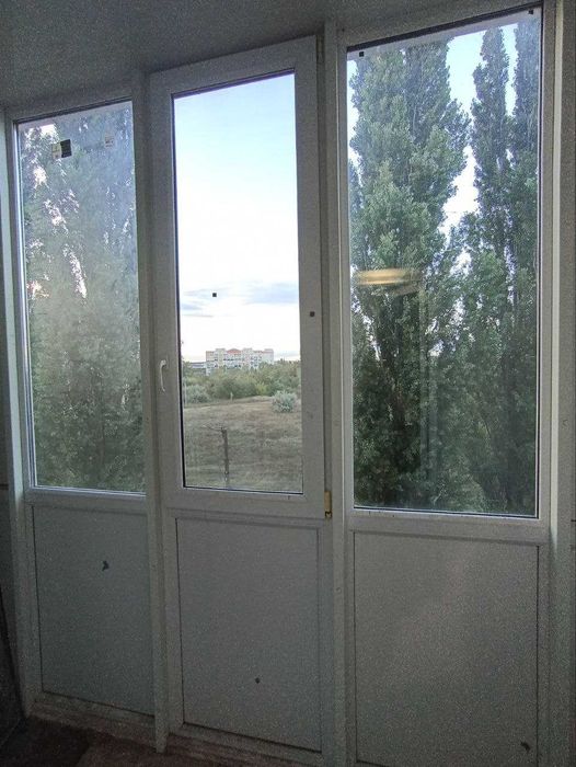 Реальная Сдам 1к гостинку с балконом, м. Ак. Павлова, Черновицкая,5в, 4 этаж