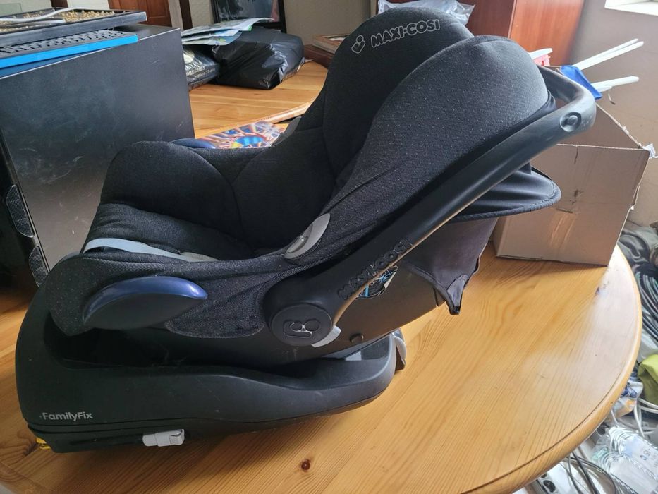 Автокресло дитяче MAXI-COSI