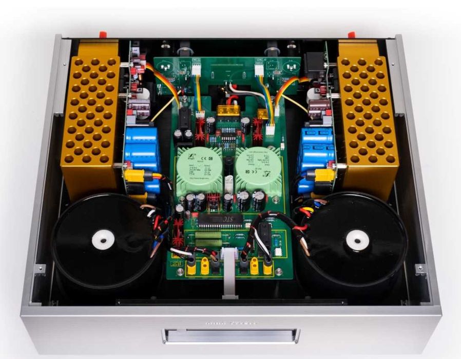 Kinki Studio EX-P7 e EX-M7 (conjunto pré-power)