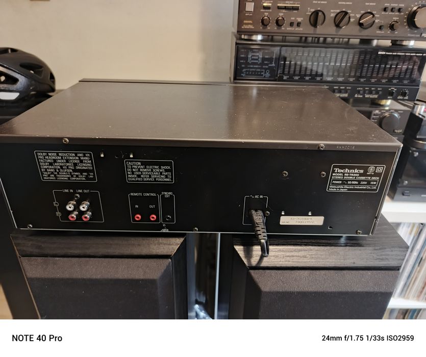 Technics magnetofon.