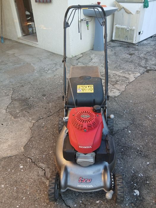 Maquina de cortar relva Honda