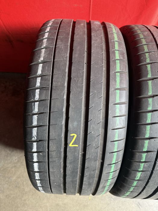 Pneus 235/35/20 Michelin Homolgacao Tesla Impecaveis
