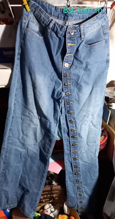 Peças roupa em boas condições 1 euro cada