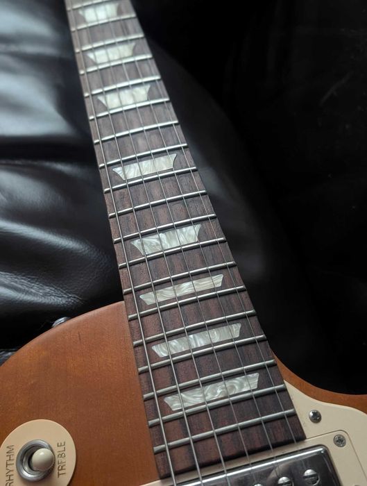Gibson Les Paul Tribute Satin Honeyburst 2019