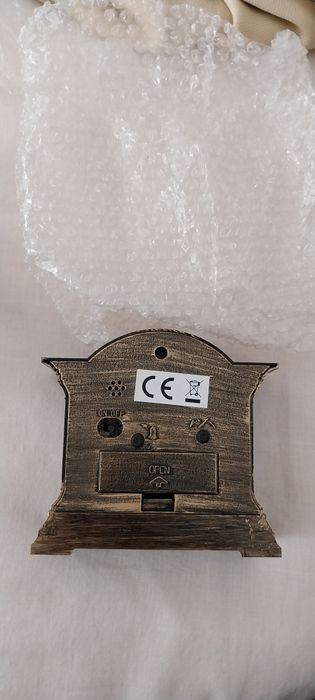 Relogio de mesa/ despertador