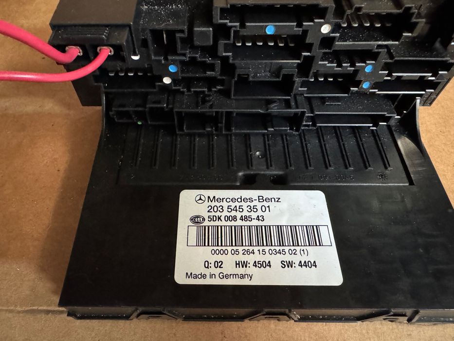 Caixa de Fusíveis Mercedes W203 C220 C270 C320 CDI 203.545.35.01