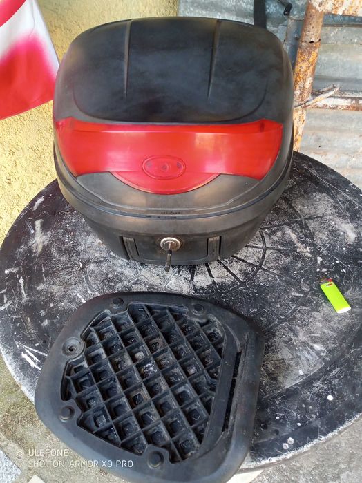 Top case scooter