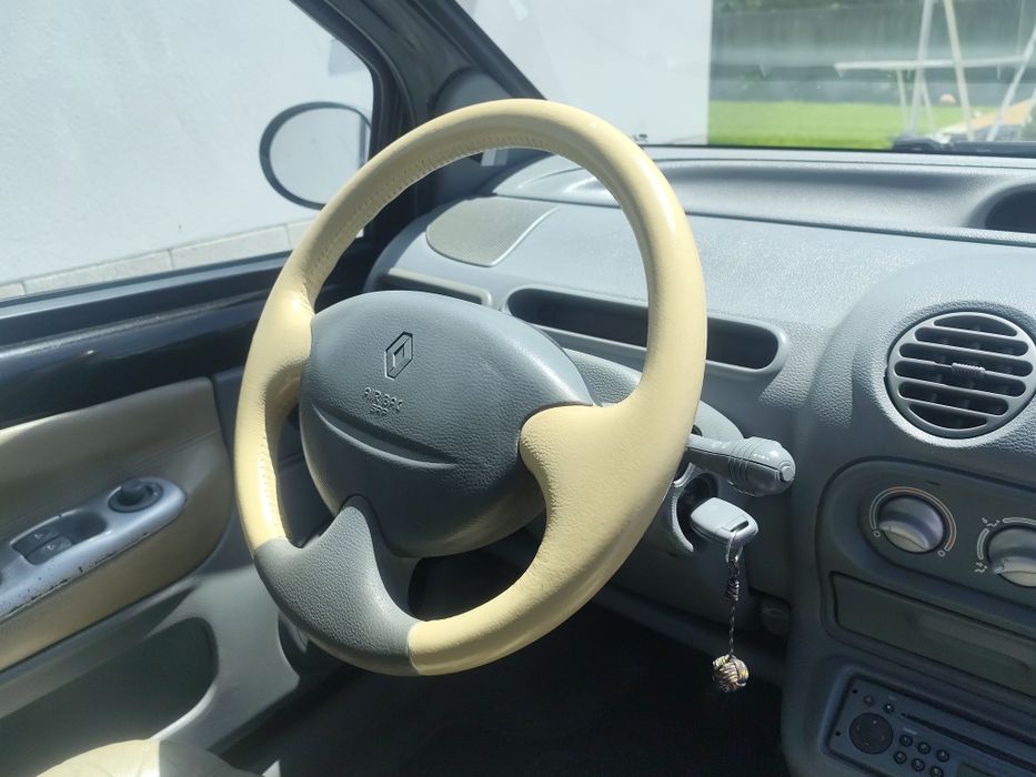 Vendo Twingo a GPL