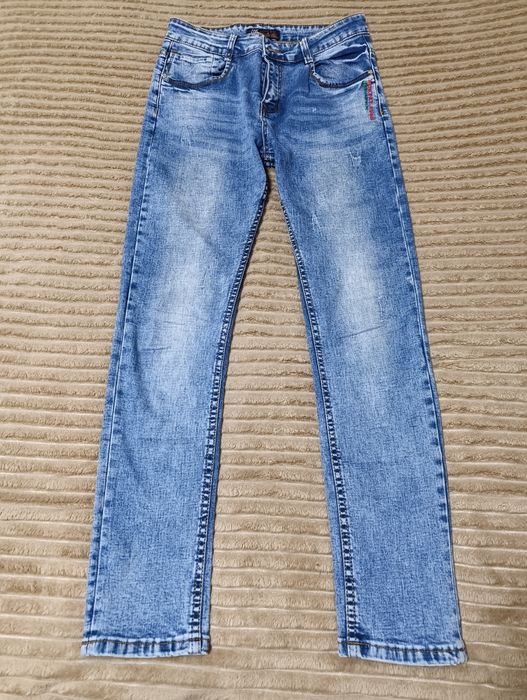 Джинси скіні. Заміри на фото