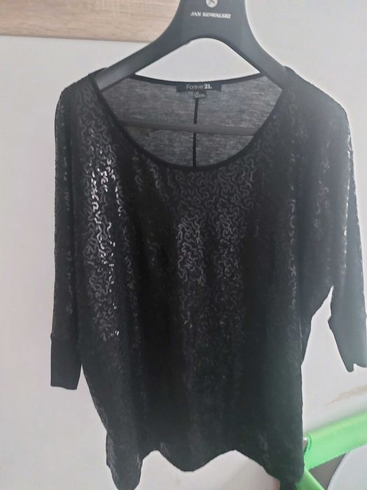 Bluzka w cekiny czarna