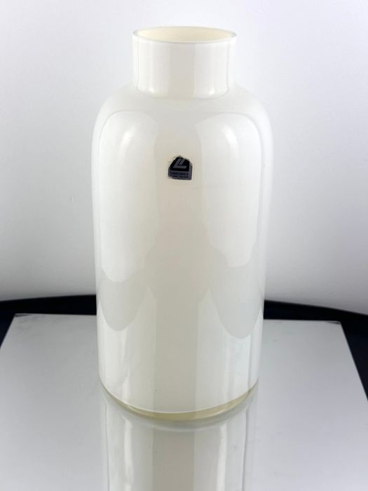 Duży  Wazon Ząbkowice biały