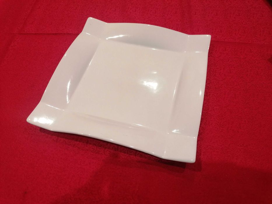 Dinnerware Set446638368542566401