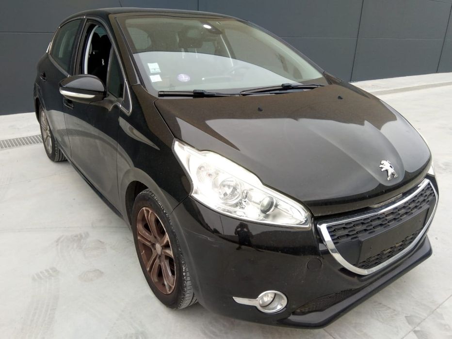 PEUGEOT 208 I - 2012 - Para Peças