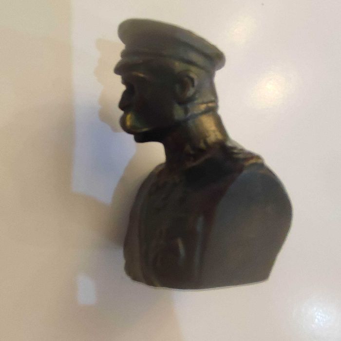 figurka Józefa Piłsudskiego