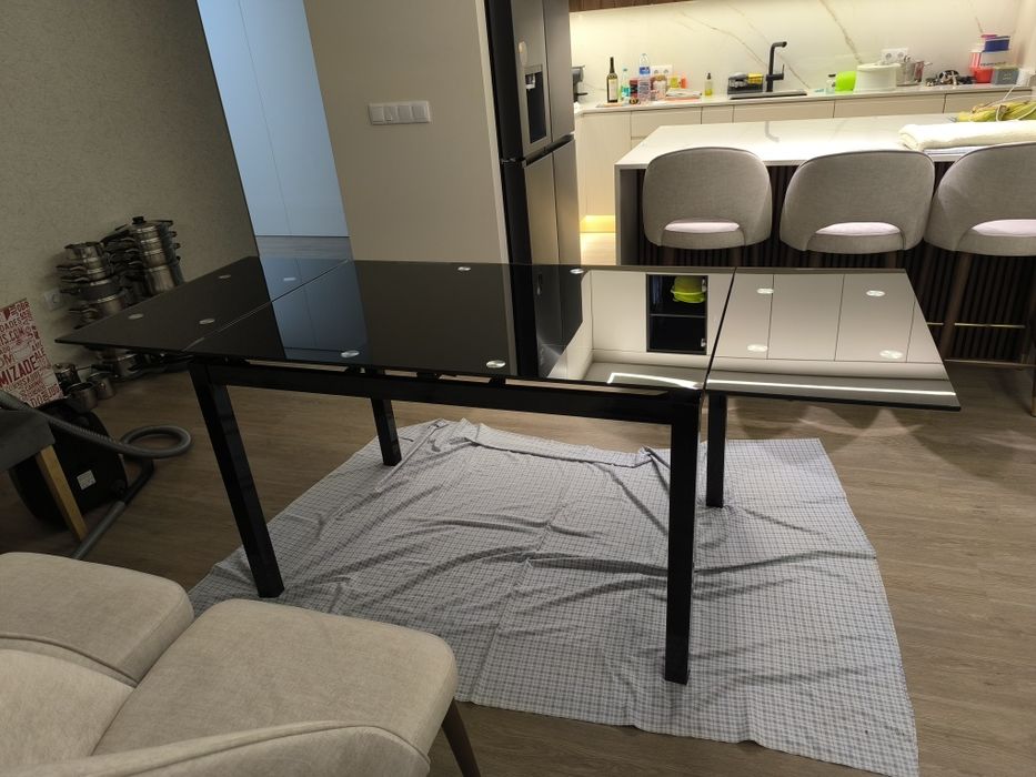 Mesa extensível de vidro temperado