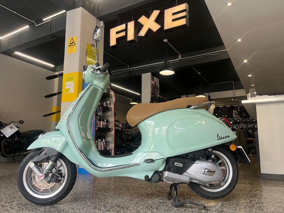Vespa Primavera 125 cc de 2023 Em estado Irrepreensível 1167 Kms