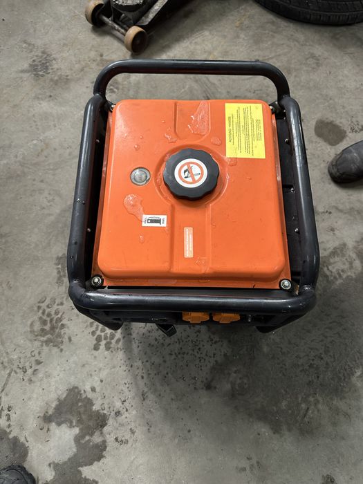 Генерптор 3.6 kw инвекторний