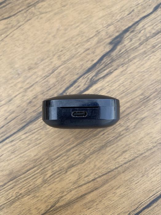 Xiaomi Redmi Buds 6 Active - кейс з лівим навушником