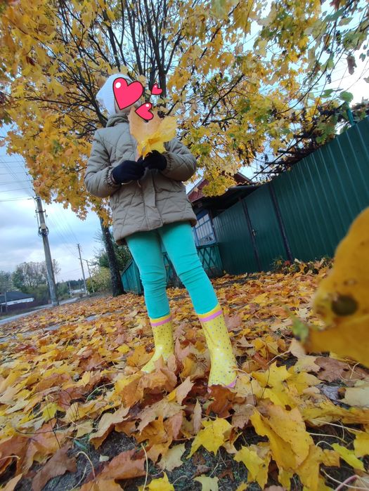 Демі куртка для дівчинки р. 140 на 8-9 років