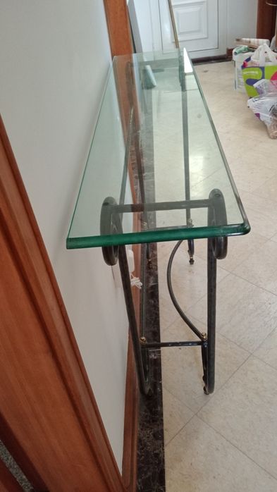 Consola Ferro e Vidro