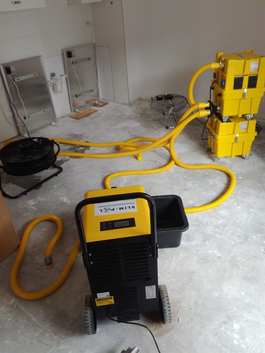 Osuszanie Budynków-Osuszanie po Zalaniu-Wynajem osuszaczy