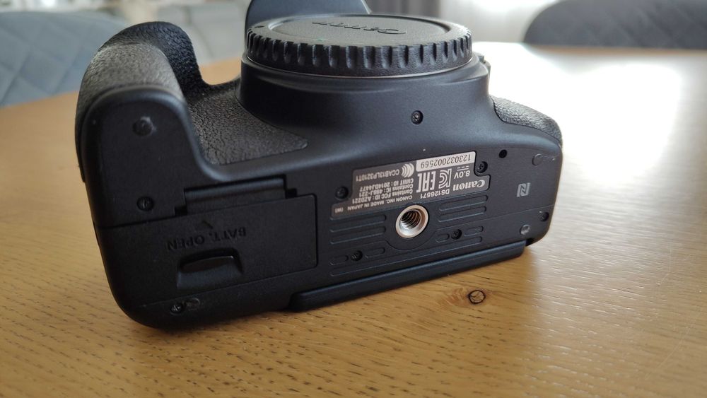 Aparat Canon 750d
