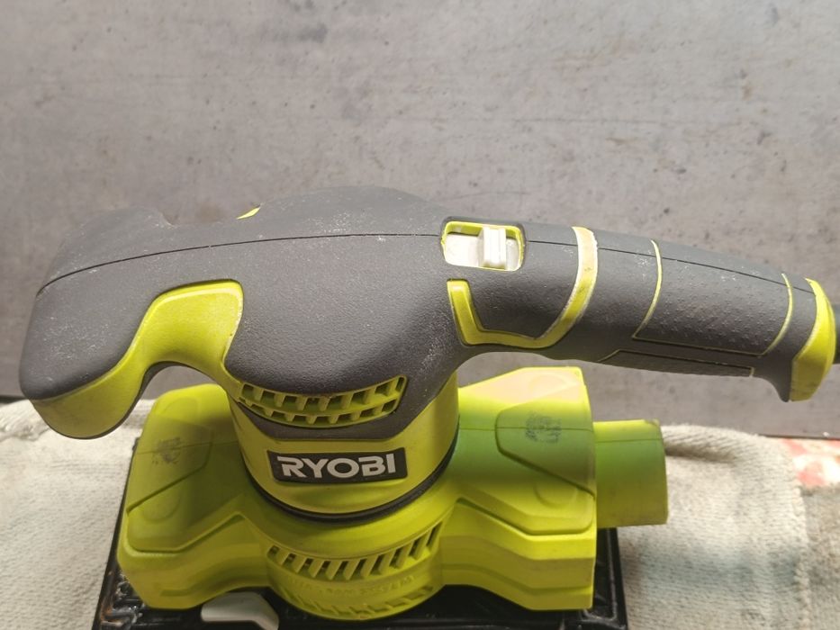 Szlifierka oscylacyjna Ryobi