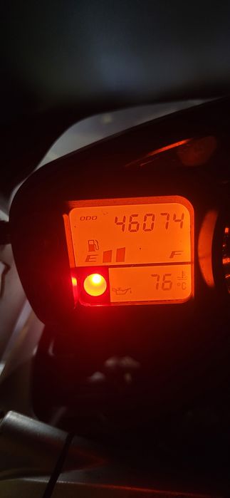 Suzuki GSR 600 – Excelente estado