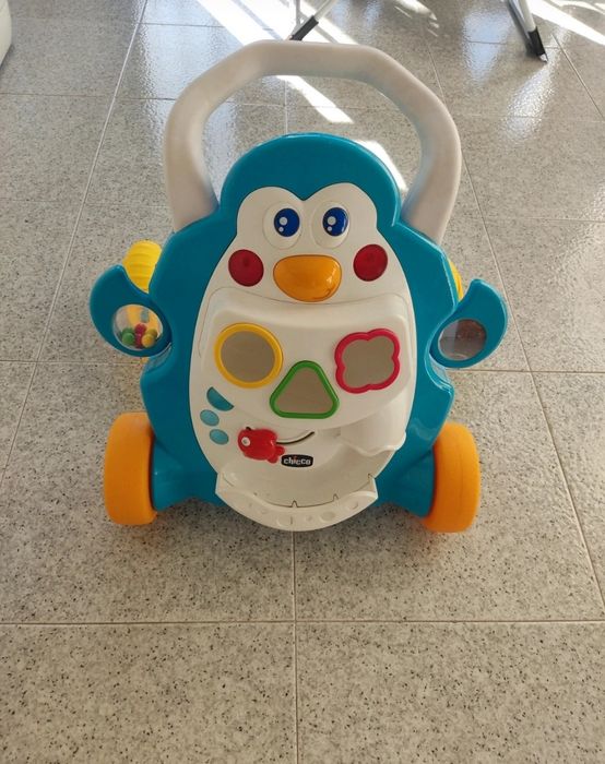Andador primeiros passos bebé Chicco