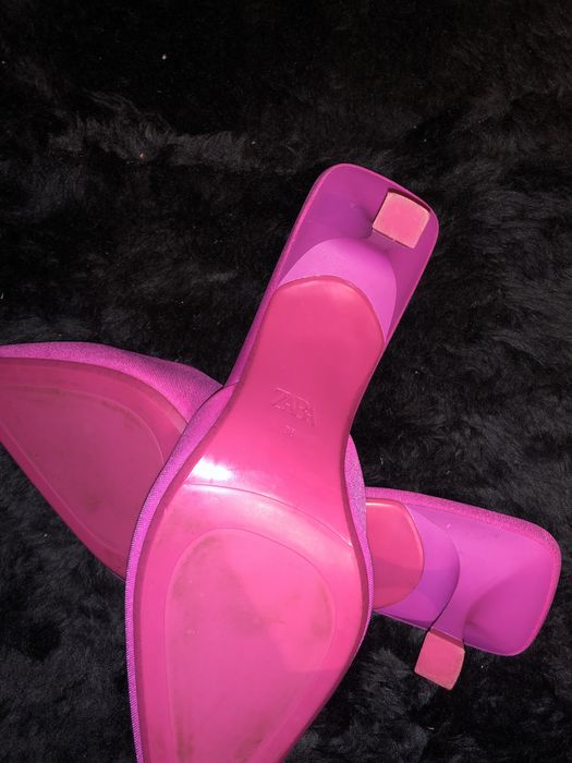 Мюлі/сабо/туфлі Zara