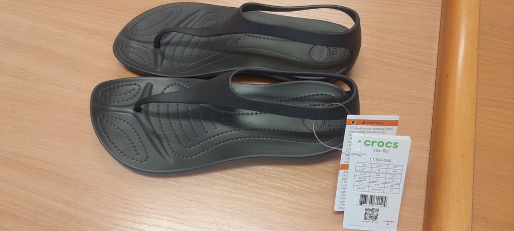 Sprzedam nowe buty CROCS