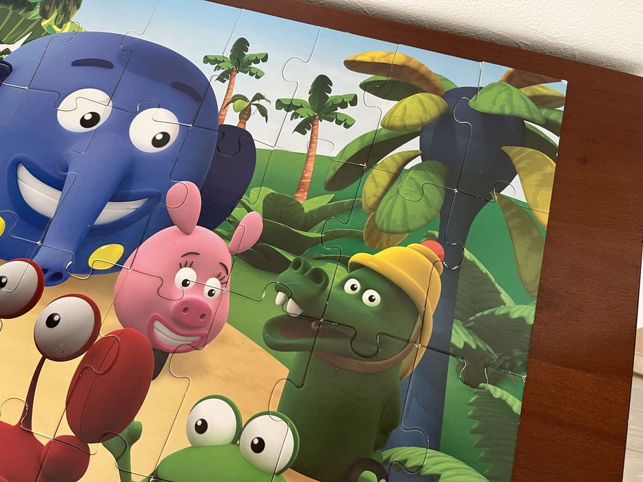 Пазл disney гігант (djeco, haba,viga)
